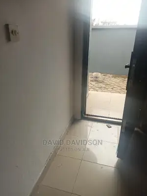 1bdrm Apartment in Chamber And Hall, Tema Metropolitan for rent