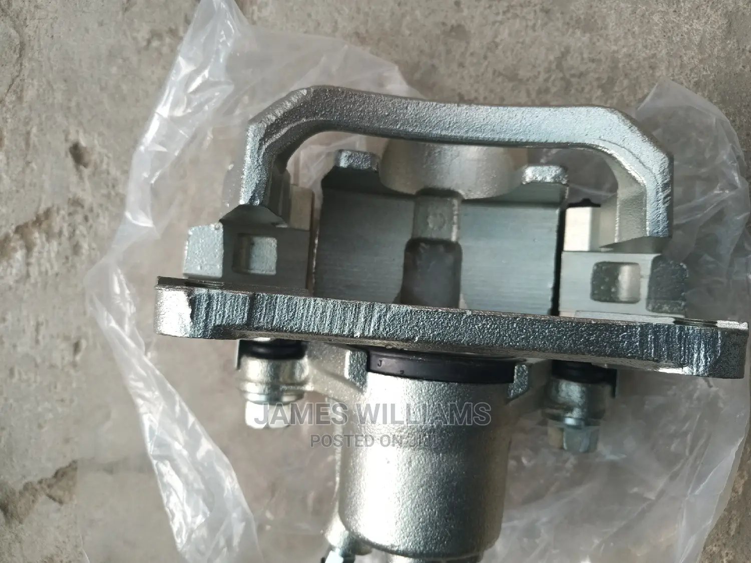 Toyota Land Cruiser 2016_2020 Back Brake Caliper