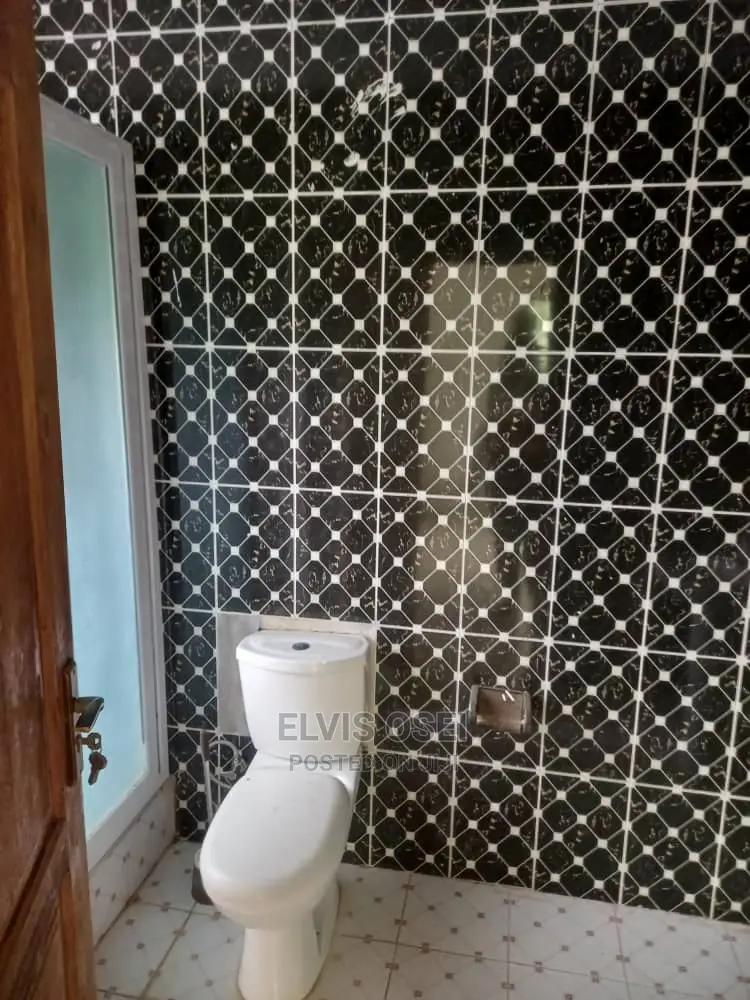 4bdrm House in Aplaku Road, Barrier for rent