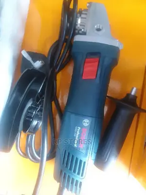 Bosch Angle Grinder GWS 710