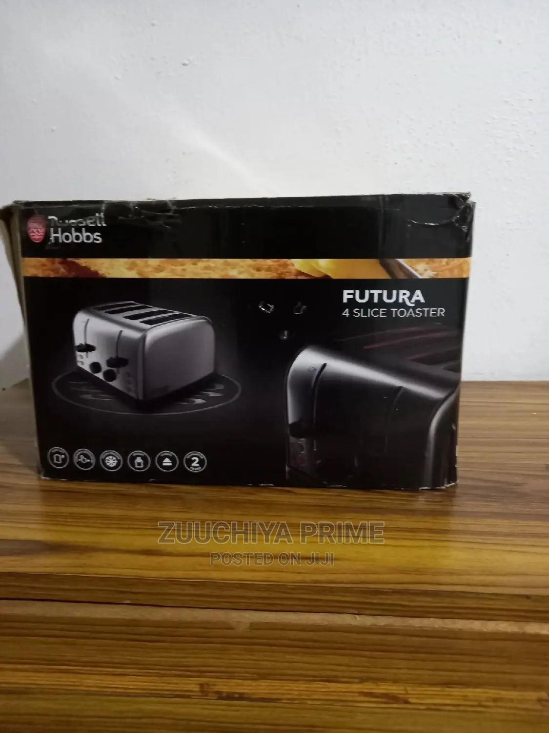 4 Slice Pop-Up Russell Hobbs Toaster From Uk