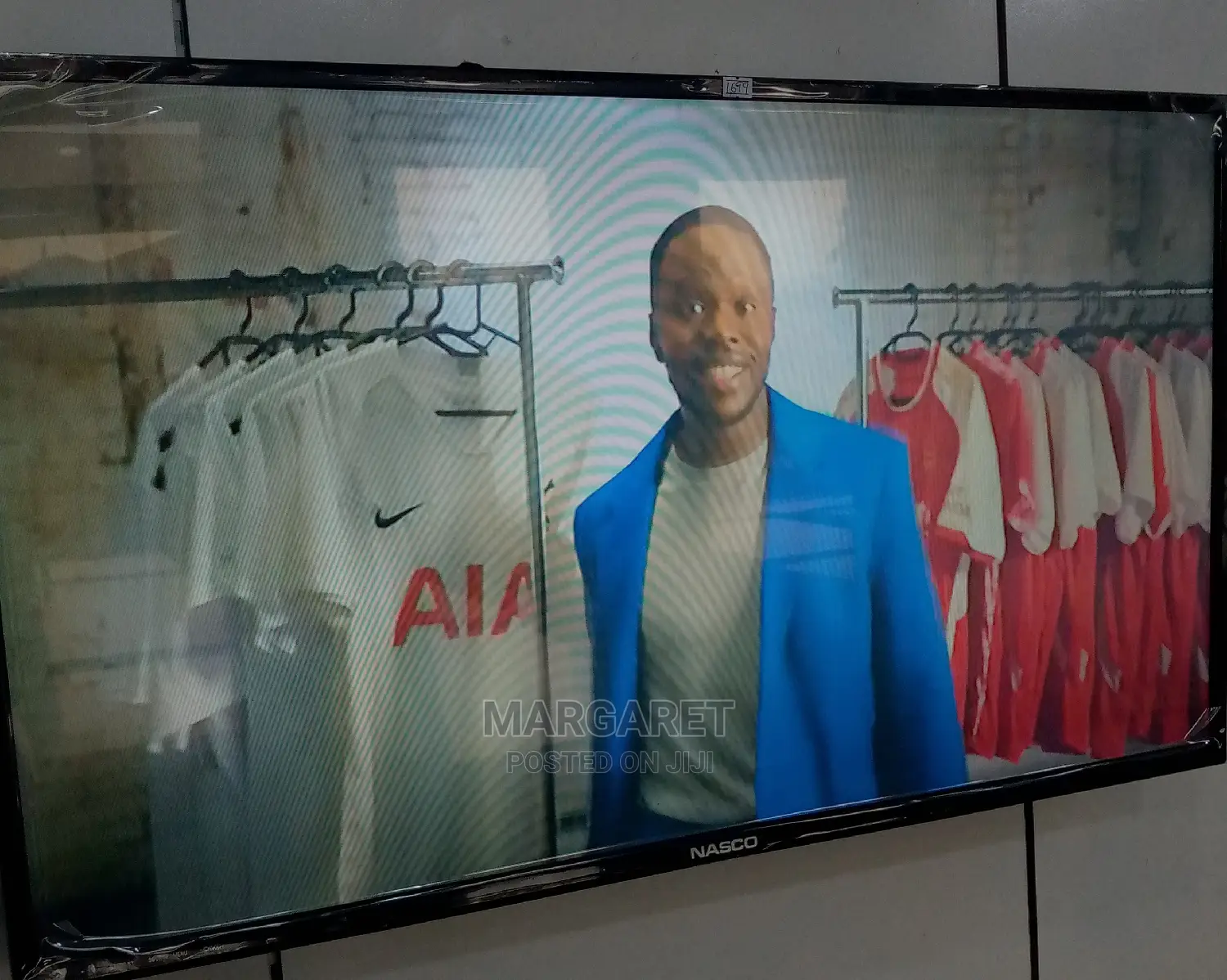 40 Inches TV