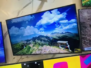 Neatly Sealed Samsung Au71 55 Inches Glossy Led Crystal T