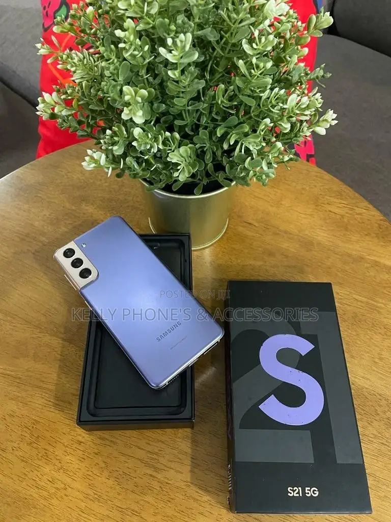 New Samsung Galaxy S21 5G 128 GB Blue