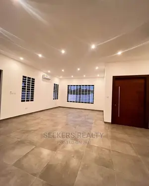 4bdrm House in Seekers Realty, Sakumono for sale