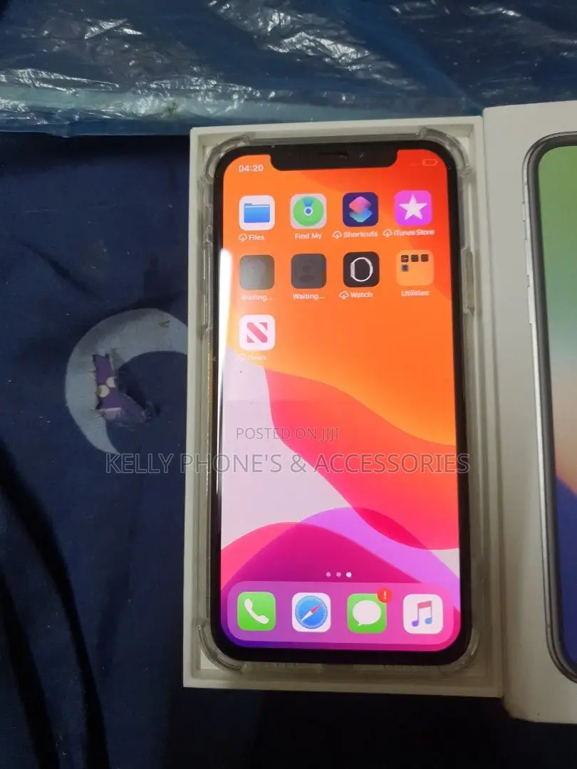New Apple iPhone X 256 GB Black