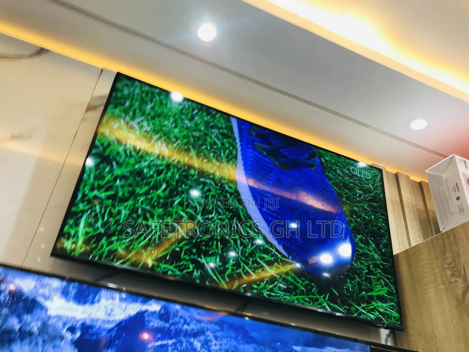 Q60A Samsung Glossy QLED 50 UHD Inches Tv