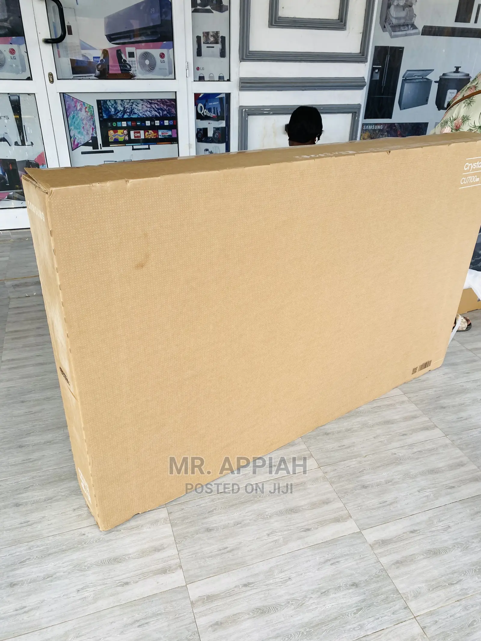 Fresh in Box  Samsung 75” Crystal UHD Smart Tv 75CU7172 