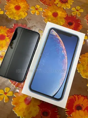 New Apple iPhone XR 128 GB Blue
