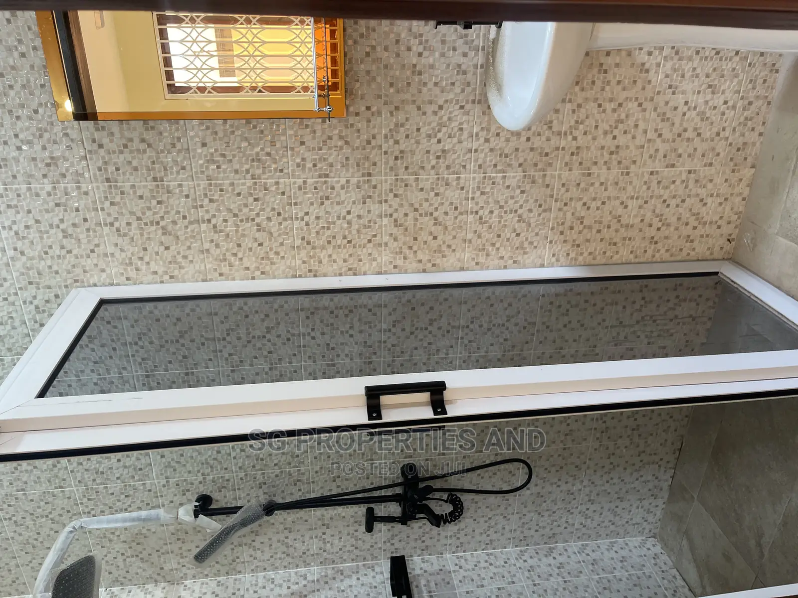 3bdrm Apartment in Com 18 Kfc, Spintex for rent