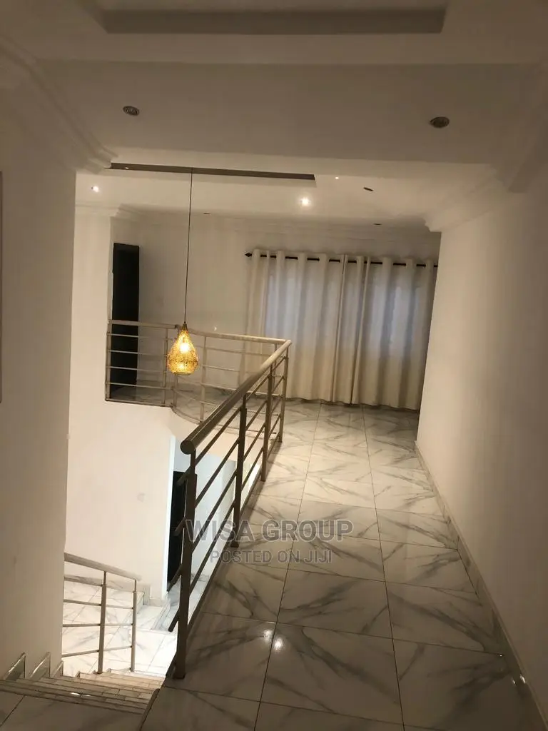 5bdrm Duplex in Wisa Groups, Accra Metropolitan for rent