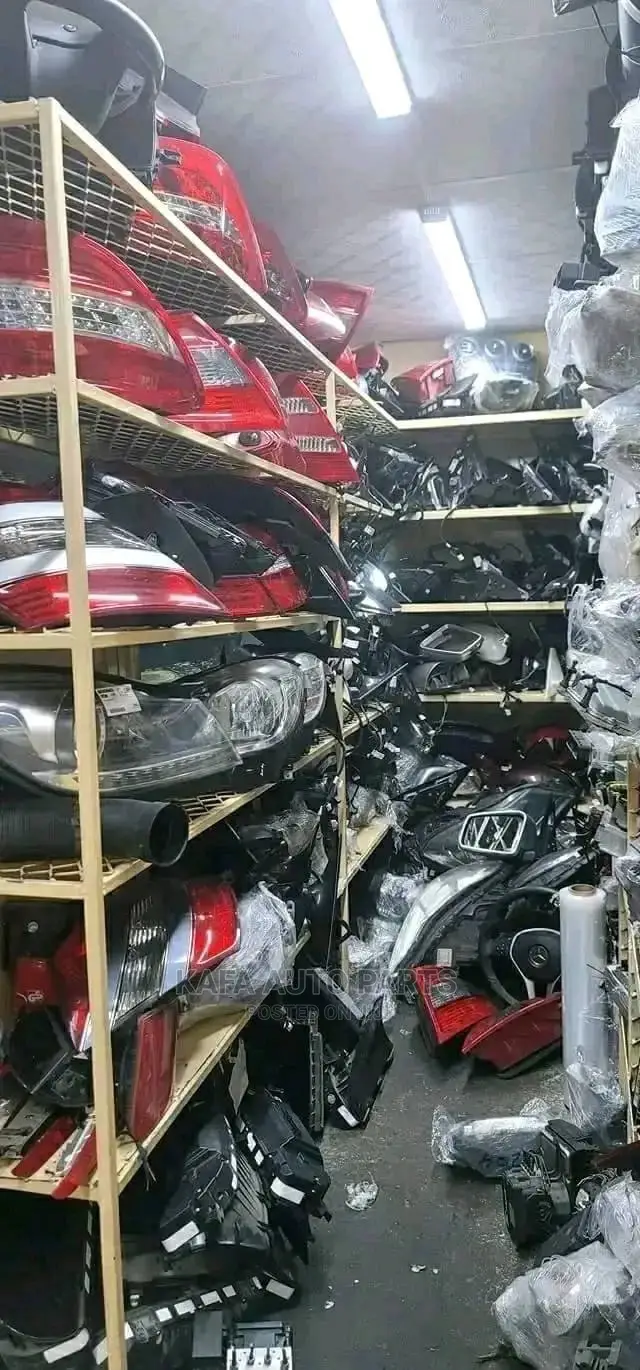 All Types Benzs Head Light Available