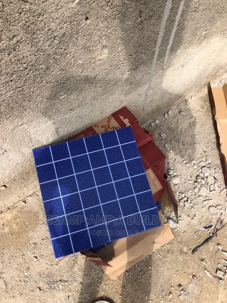 Pool Tiles 33x33 ( Spanish )