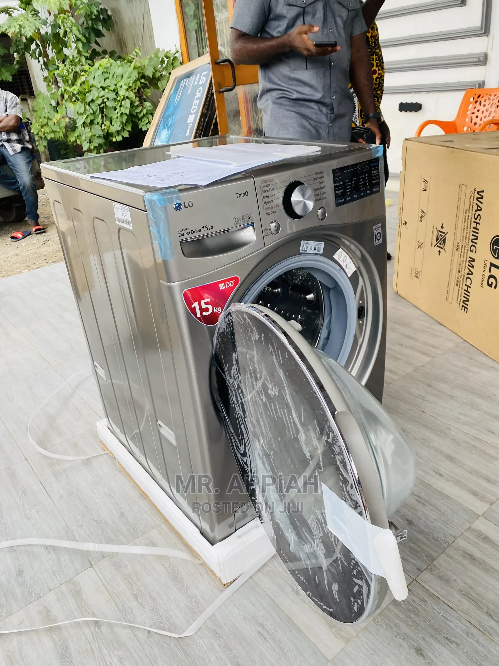 Fresh in Box  15kg LG Front Load Washingmachine F0L9DGP2S.