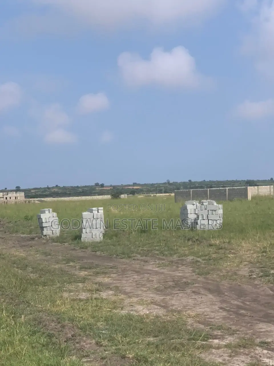 Land for Sale in a Fast Developing Area in Tsopoli. 70x100