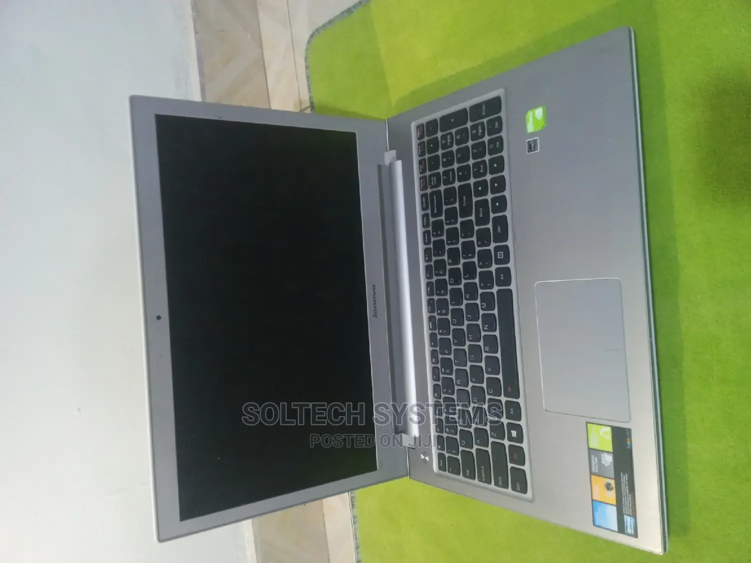 Laptop Lenovo IdeaPad 330S 8GB Intel Core i7 HDD 500GB