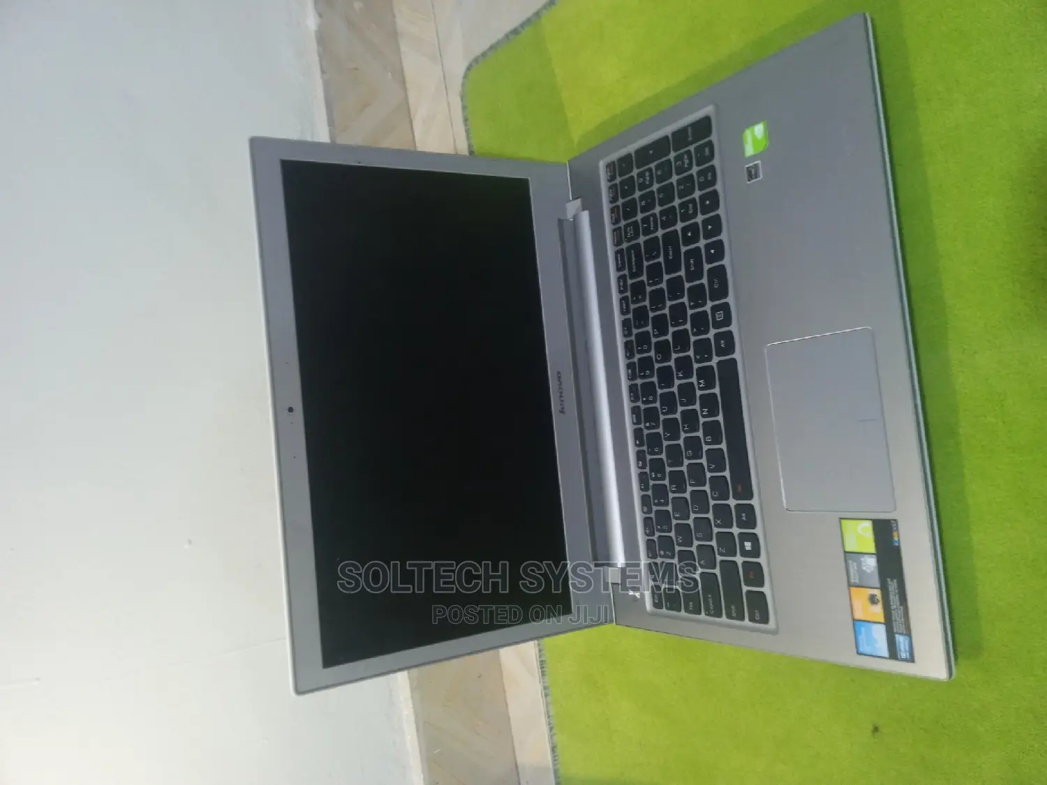 Laptop Lenovo IdeaPad 330S 8GB Intel Core i7 HDD 500GB