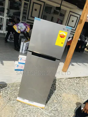 RT 28 Essential Topfreezer Samsung Doubledoor Fridge