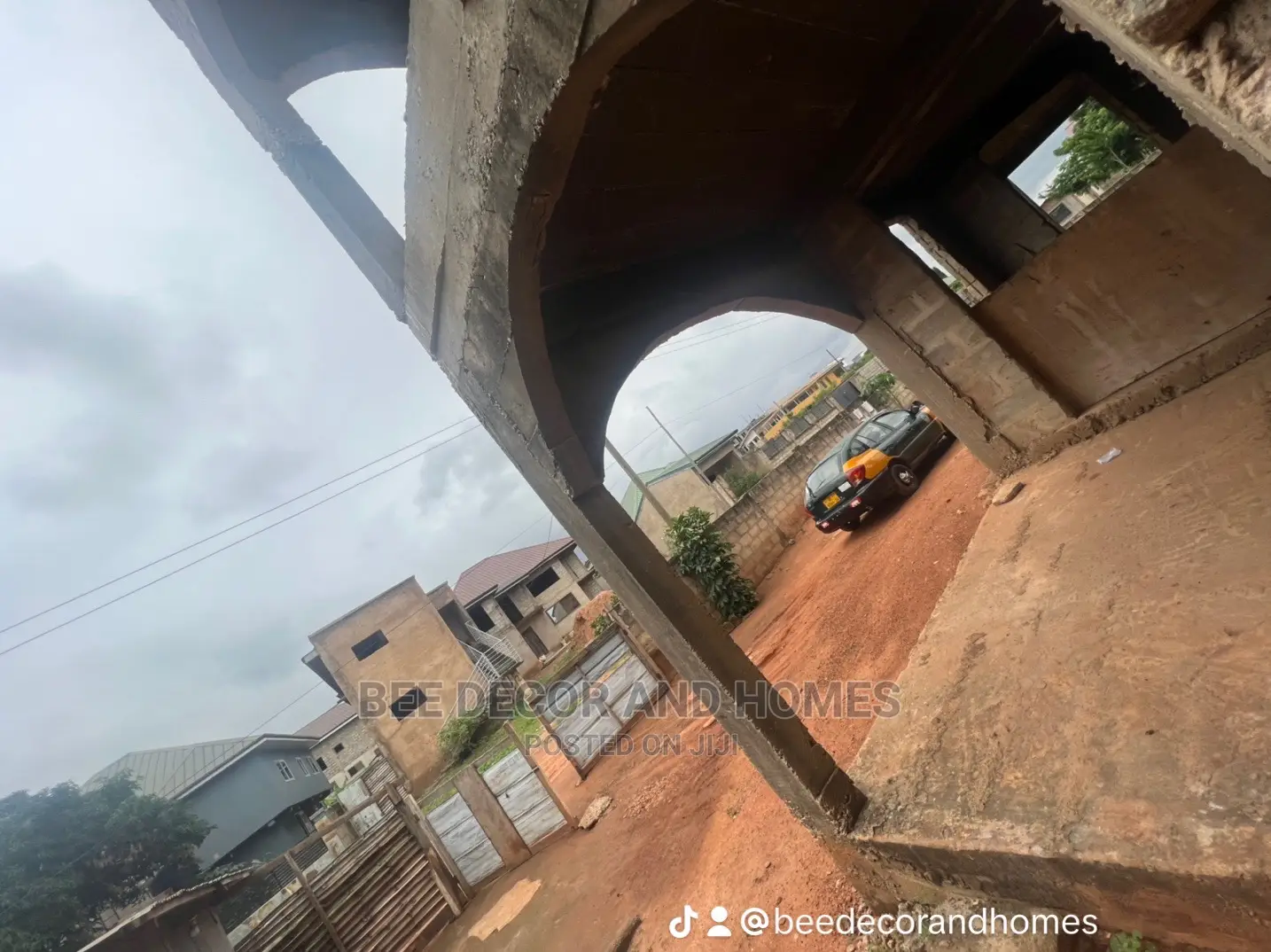 4bdrm House in Bee Decor And Homes, Adenta for sale