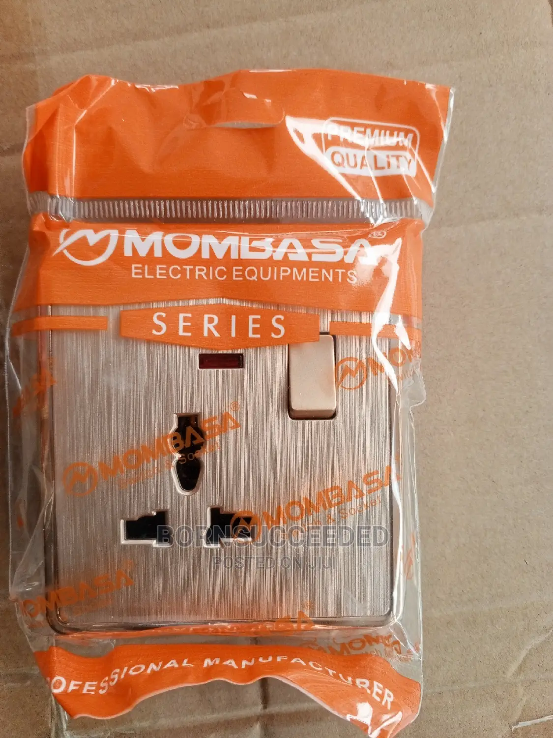Quality Single Double Sockets in Gold and Silver Color
