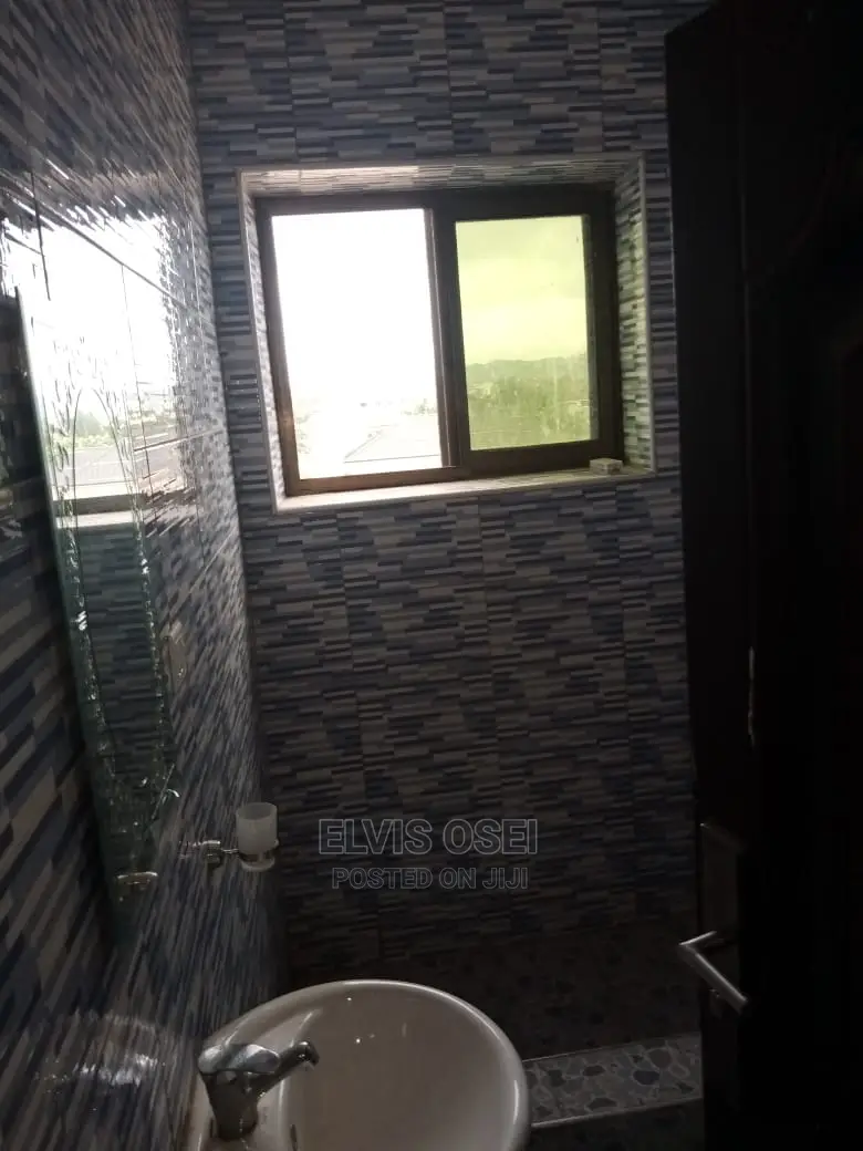 2bdrm Apartment in Scc, Weija for rent