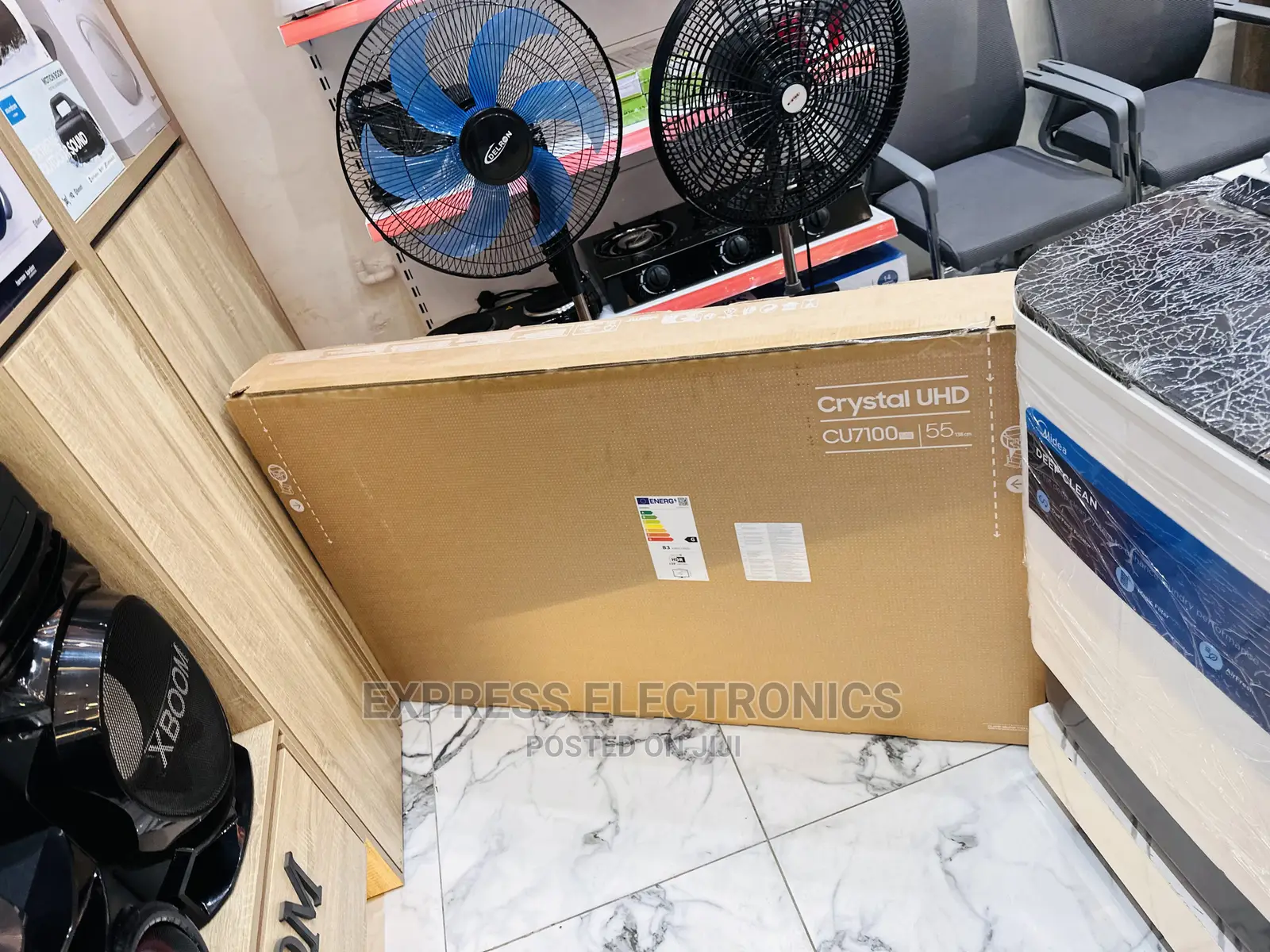Unlimited Entertainment Samsung UHD Smart 55”Cu7172