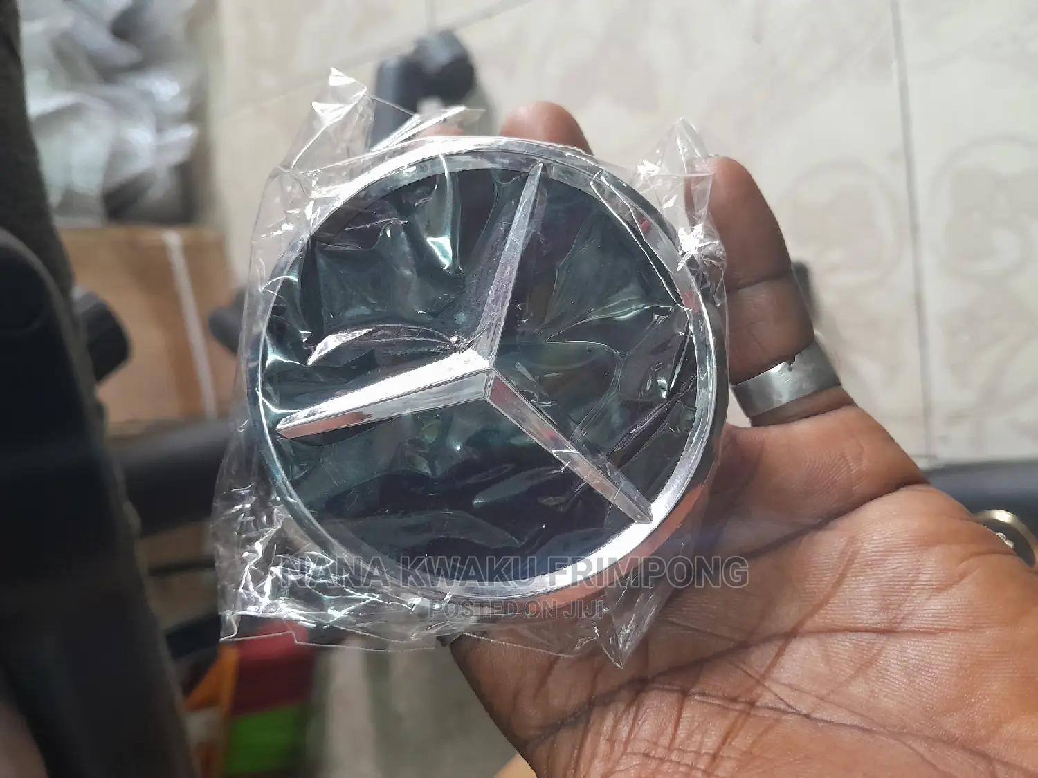 Mercedes-Benz Rim Cap's Available for Benz Car's