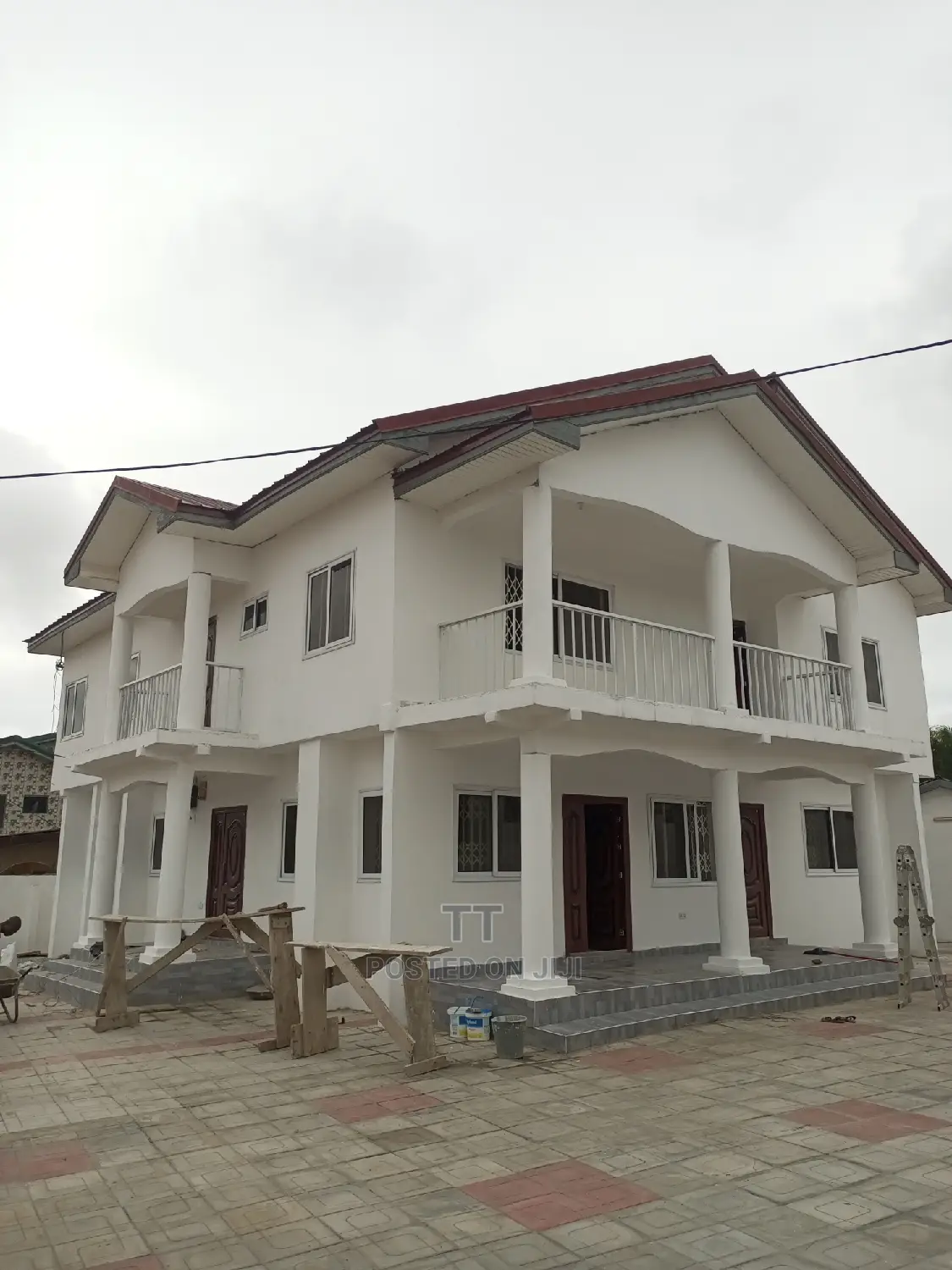 5bdrm House in Teshie Greda Estate for rent