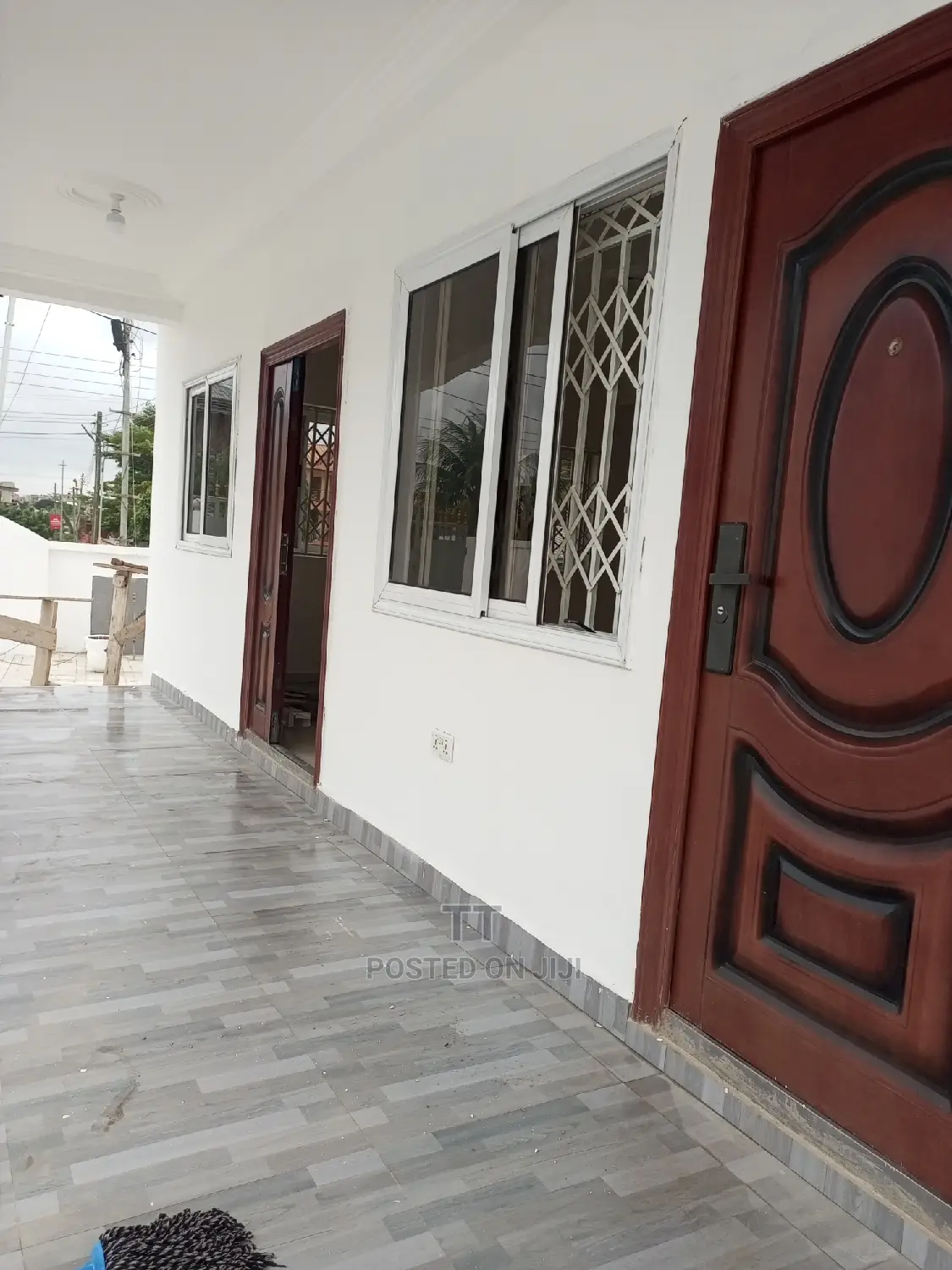 5bdrm House in Teshie Greda Estate for rent