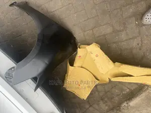 Toyota Yaris Fender