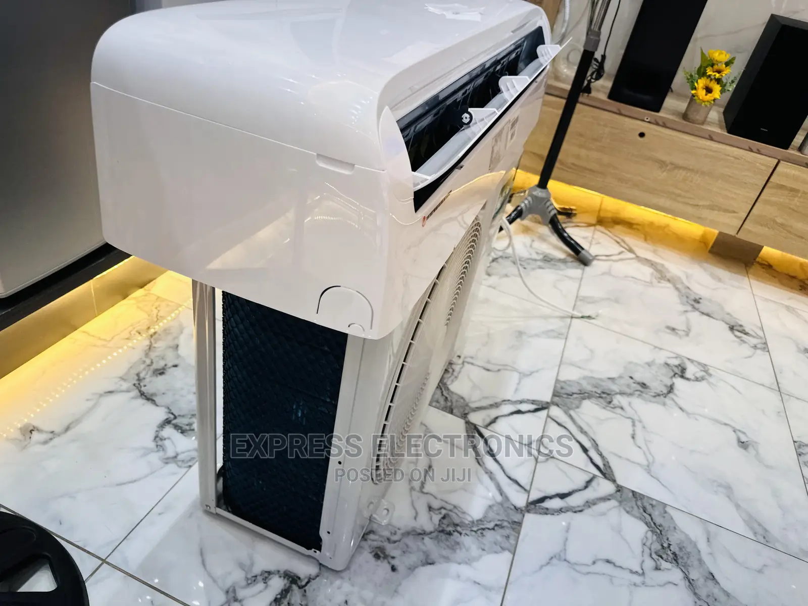 1 Year Warranty on 2.5hp Split White Ac R410 Gas