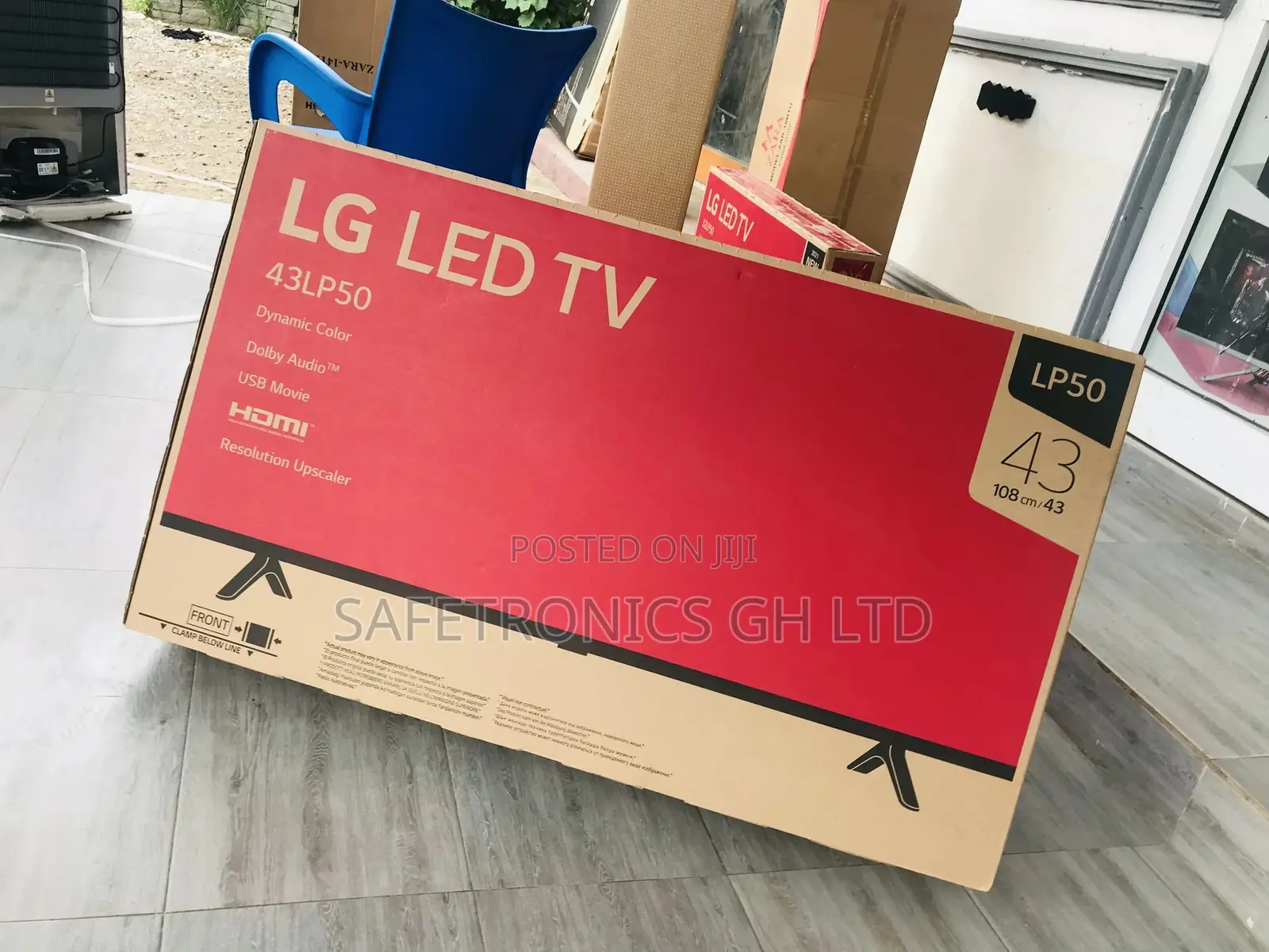 Great Offer on LG Glossy LED 43 Inches LP50 Tv