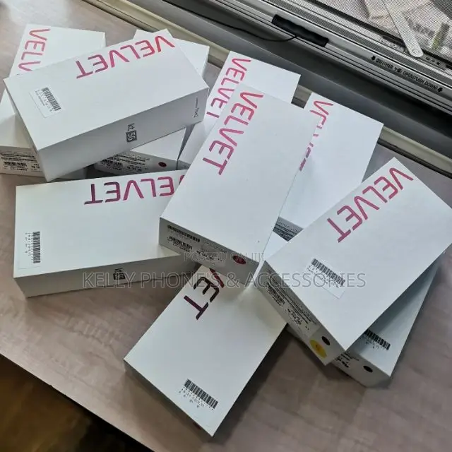New LG Velvet 5G 128 GB Black