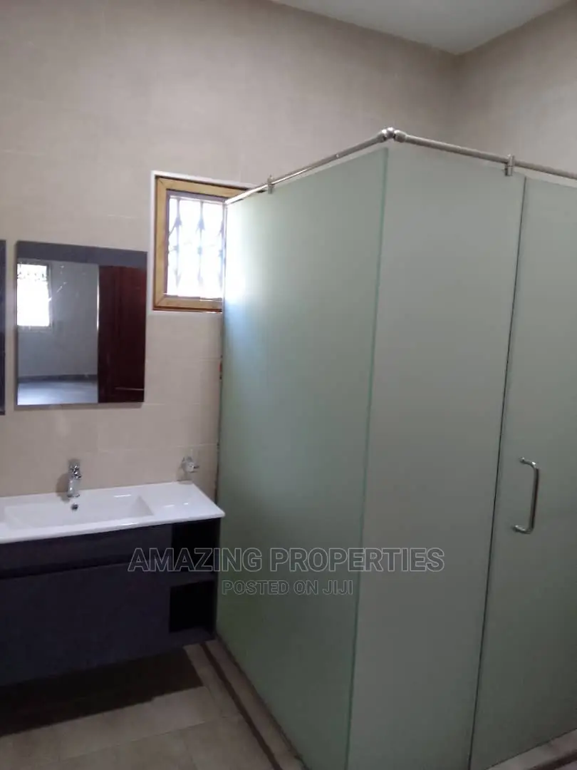 2bdrm House in Airport Residential Area for rent