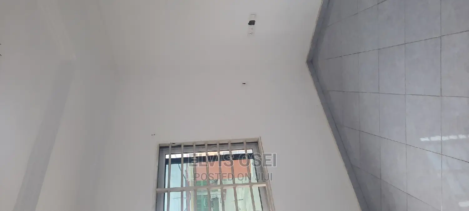 2bdrm Apartment in Aja Helbal, Pokuase for rent