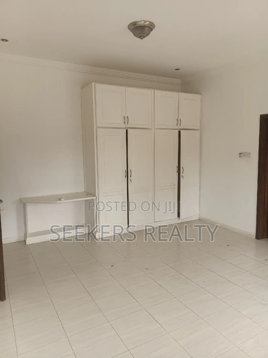 6bdrm House in Seekers Realty, Cantonments for rent