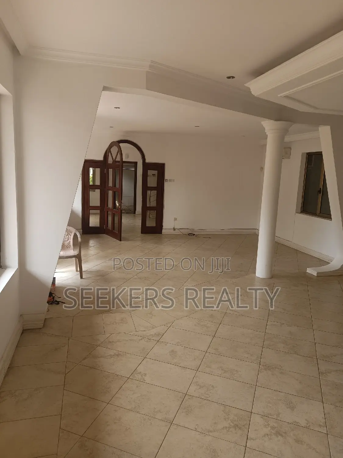 6bdrm House in Seekers Realty, Cantonments for rent