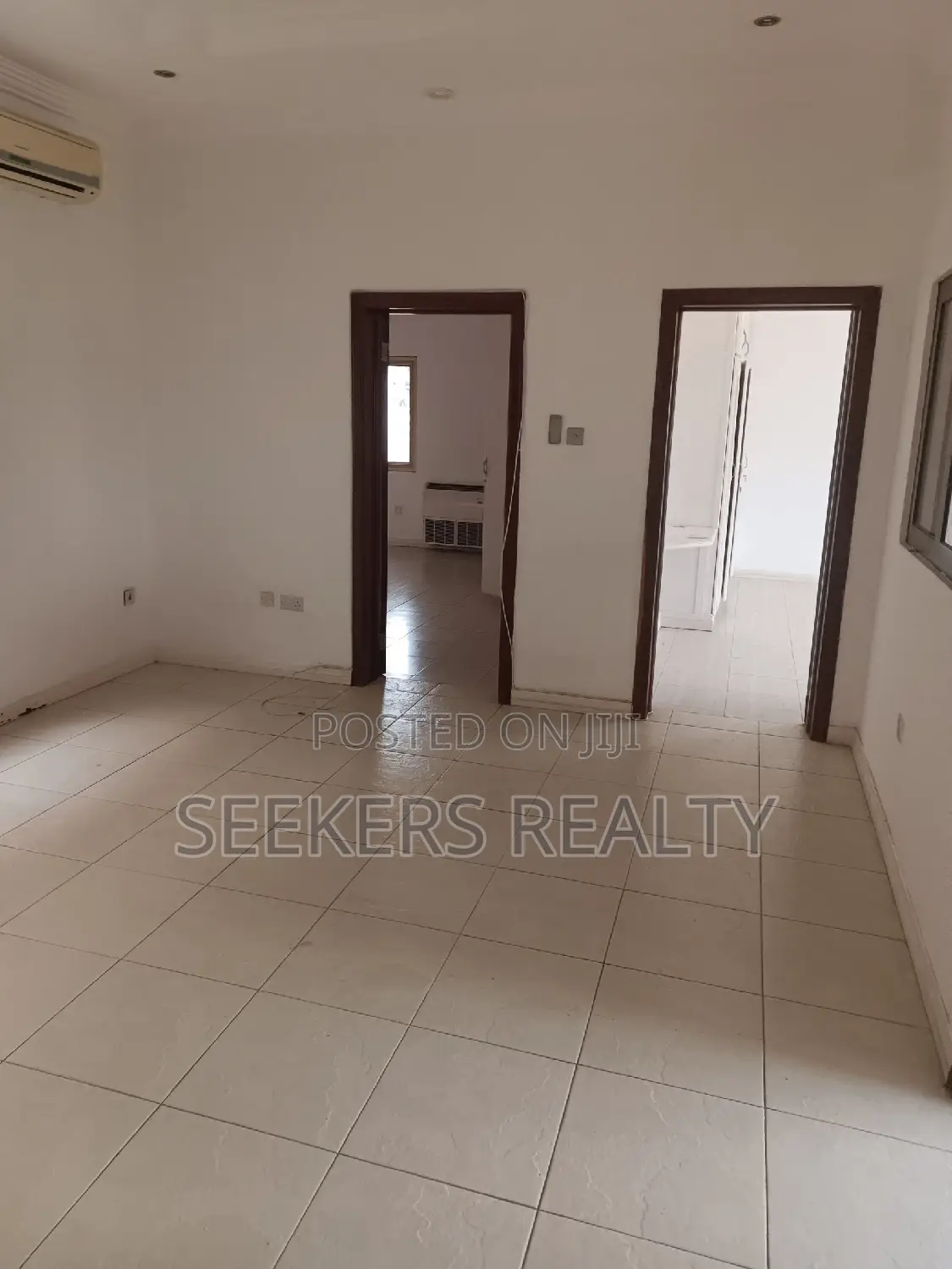 6bdrm House in Seekers Realty, Cantonments for rent