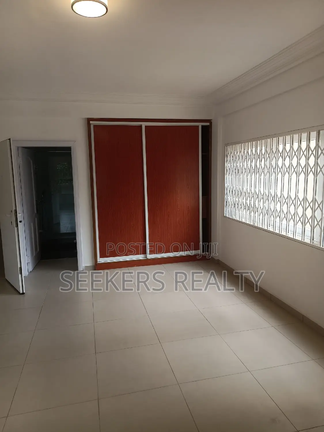 3bdrm Apartment in Seekers Realty, Ridge for rent