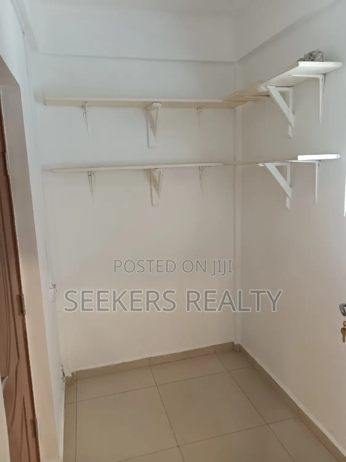 3bdrm Apartment in Seekers Realty, Ridge for rent