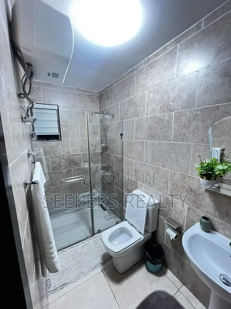 Furnished 4bdrm House in Seekers Realty, Cantonments for rent