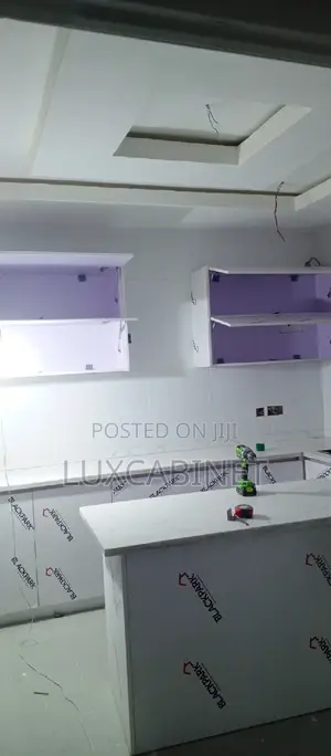 Modern Kitchen Cabinets