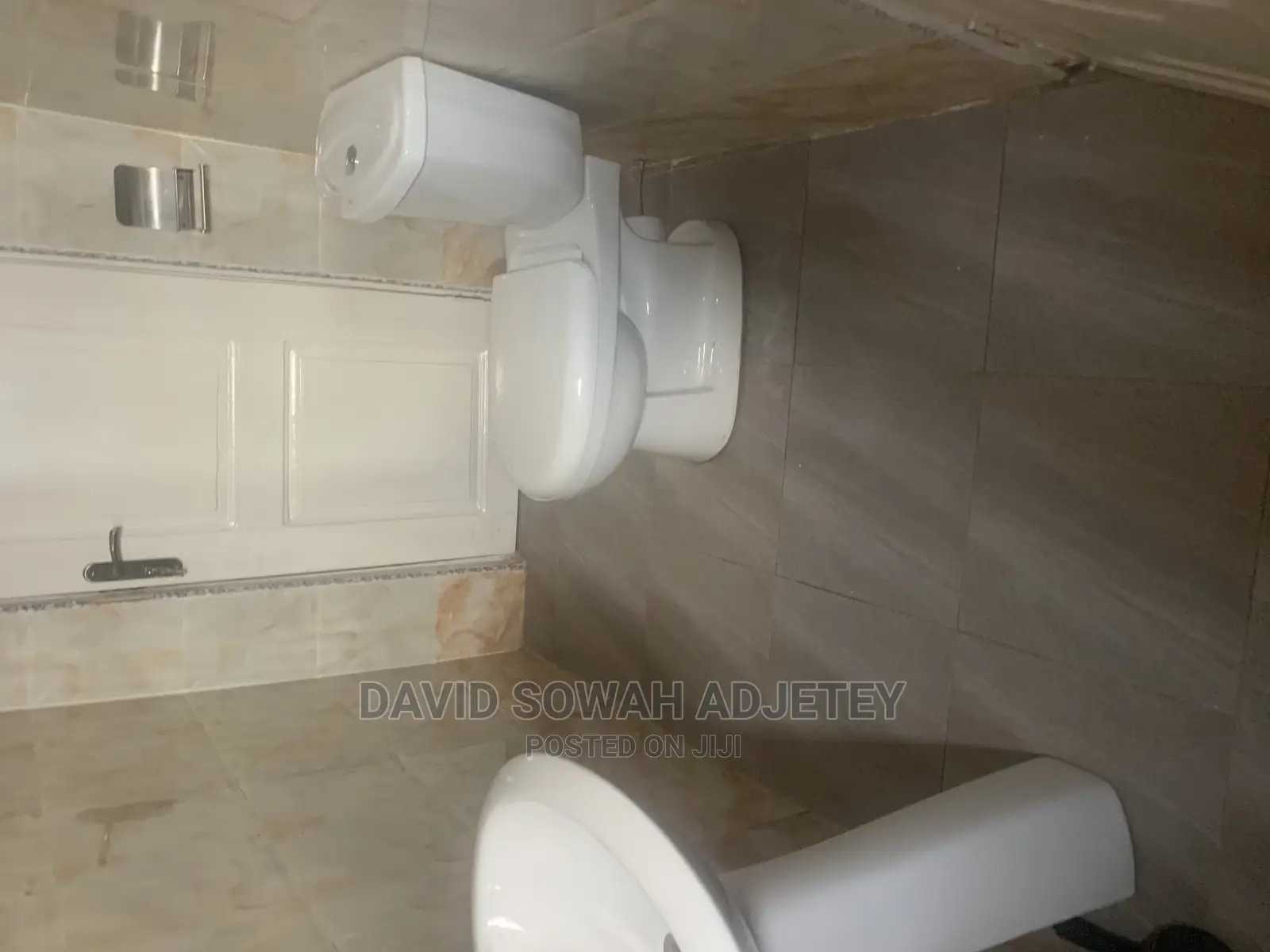 4bdrm Apartment in New England, Airport Residential Area for rent