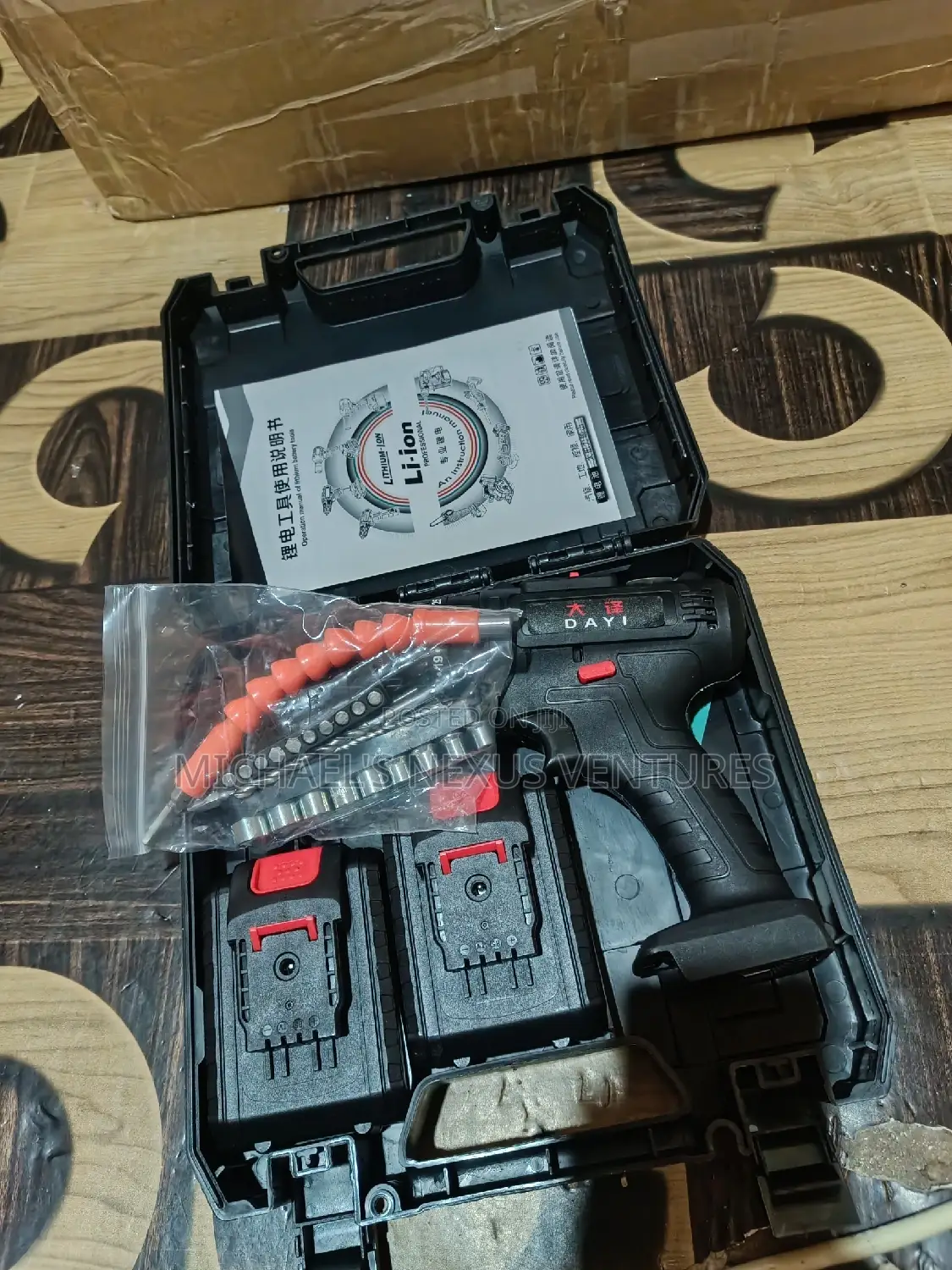 Impact Electric Drill (2 Batteries 99980vf)Drilling Machine