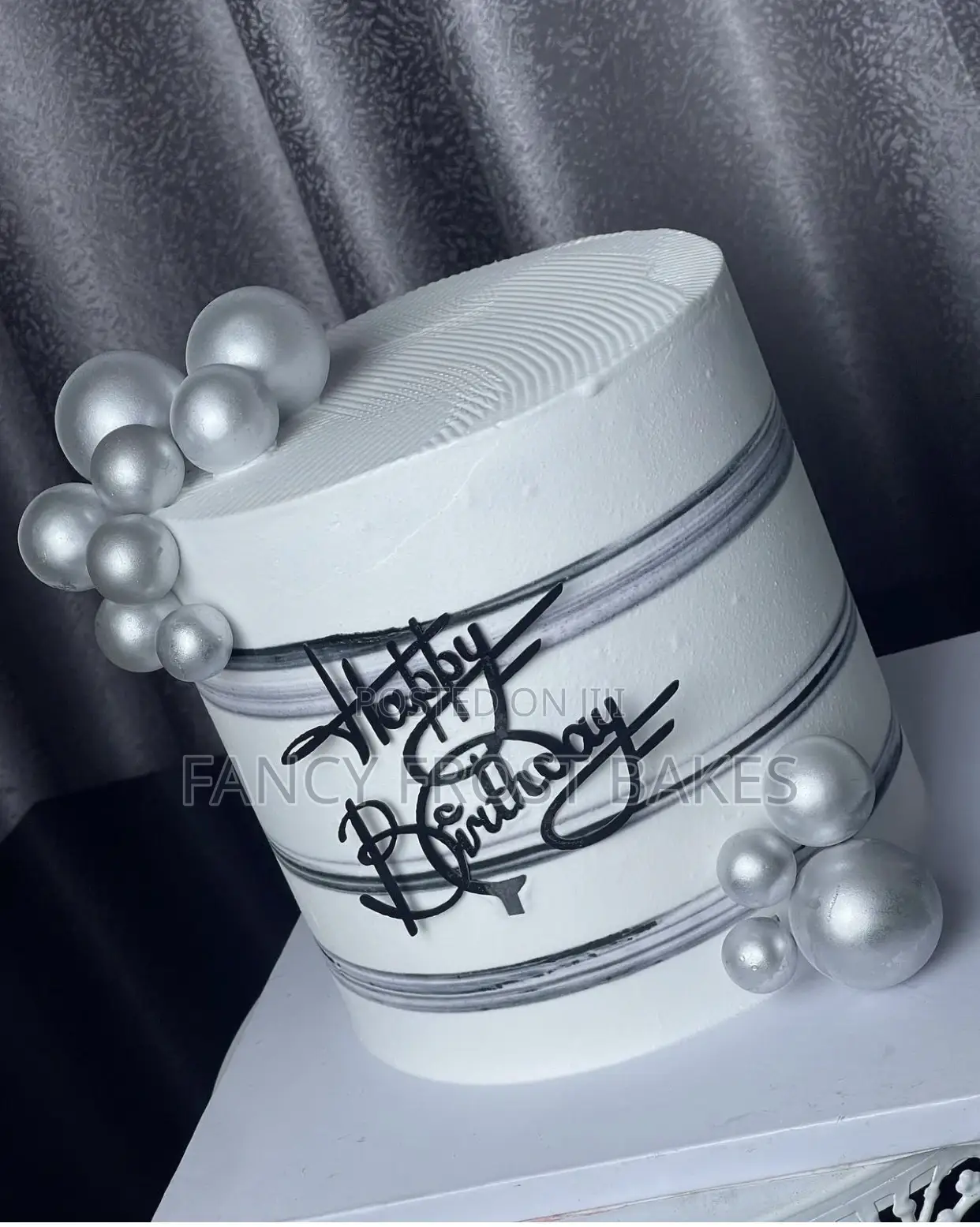 The Most Beautiful and Simplest Birthday Cake