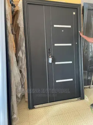 One and Half 4feet Door With Accessories