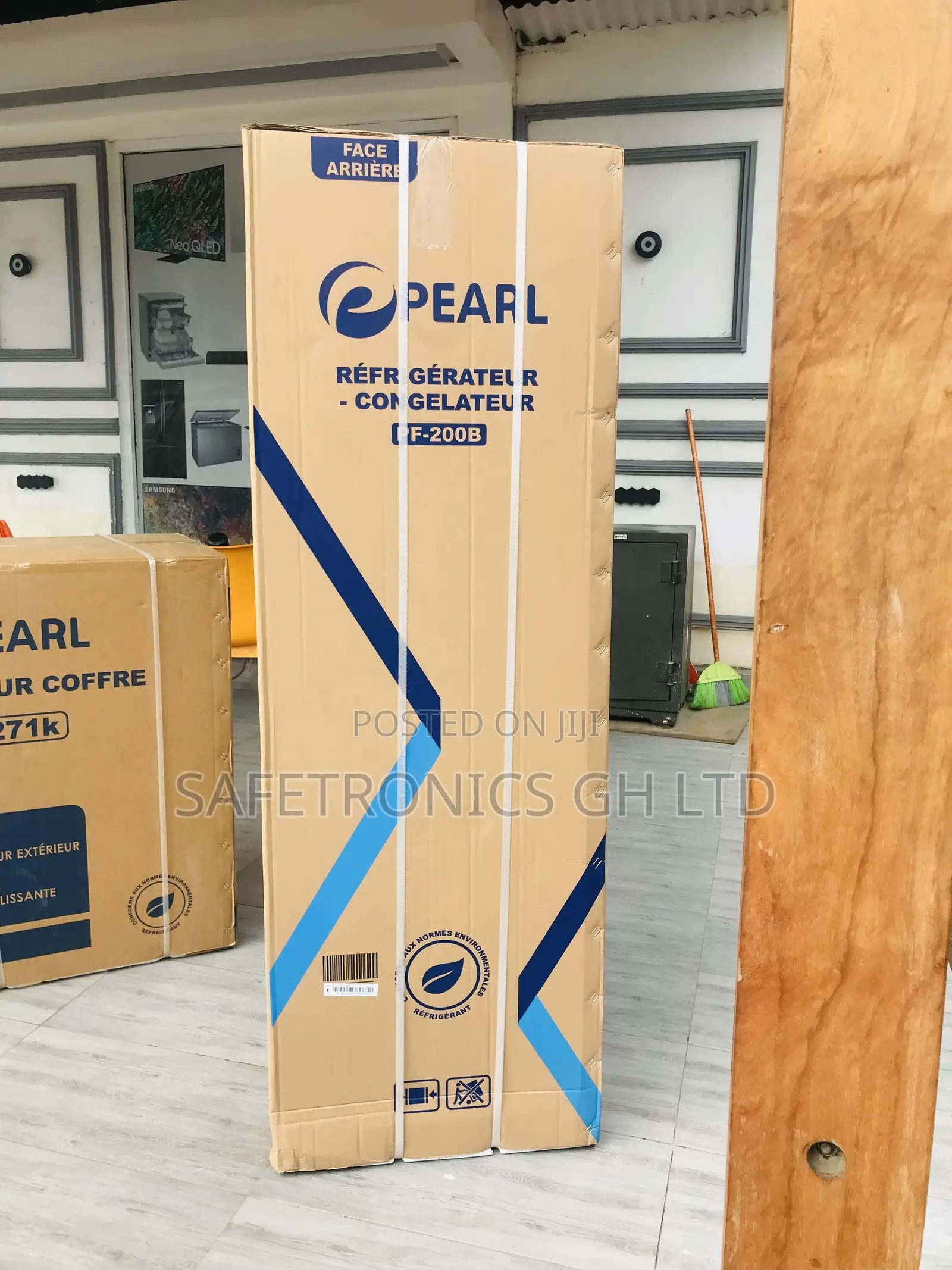 Pf-200b Pearl Fridge Bottomfreezer Doubledoor 140 Liters