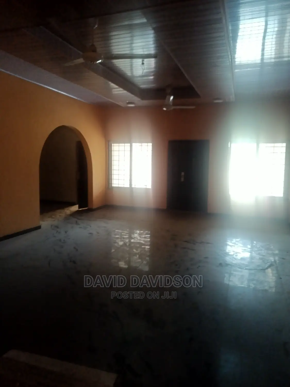 3bdrm Mansion in Executive 3 Bedroom, Tema Metropolitan for rent