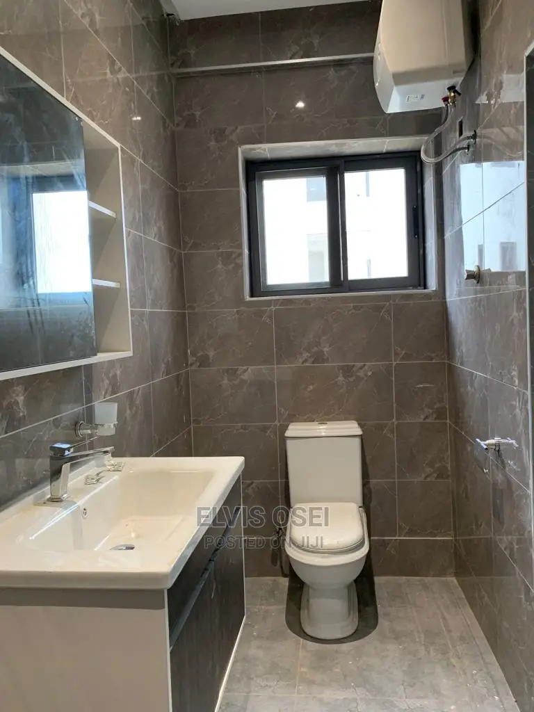 2bdrm Apartment in Adjiringanor, East Legon for sale