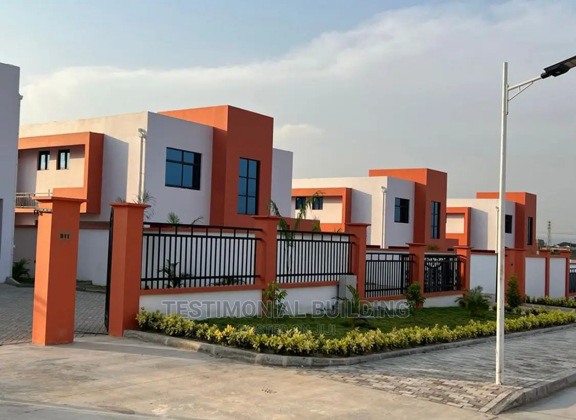 4bdrm House in Testimonial Building, East Legon for rent